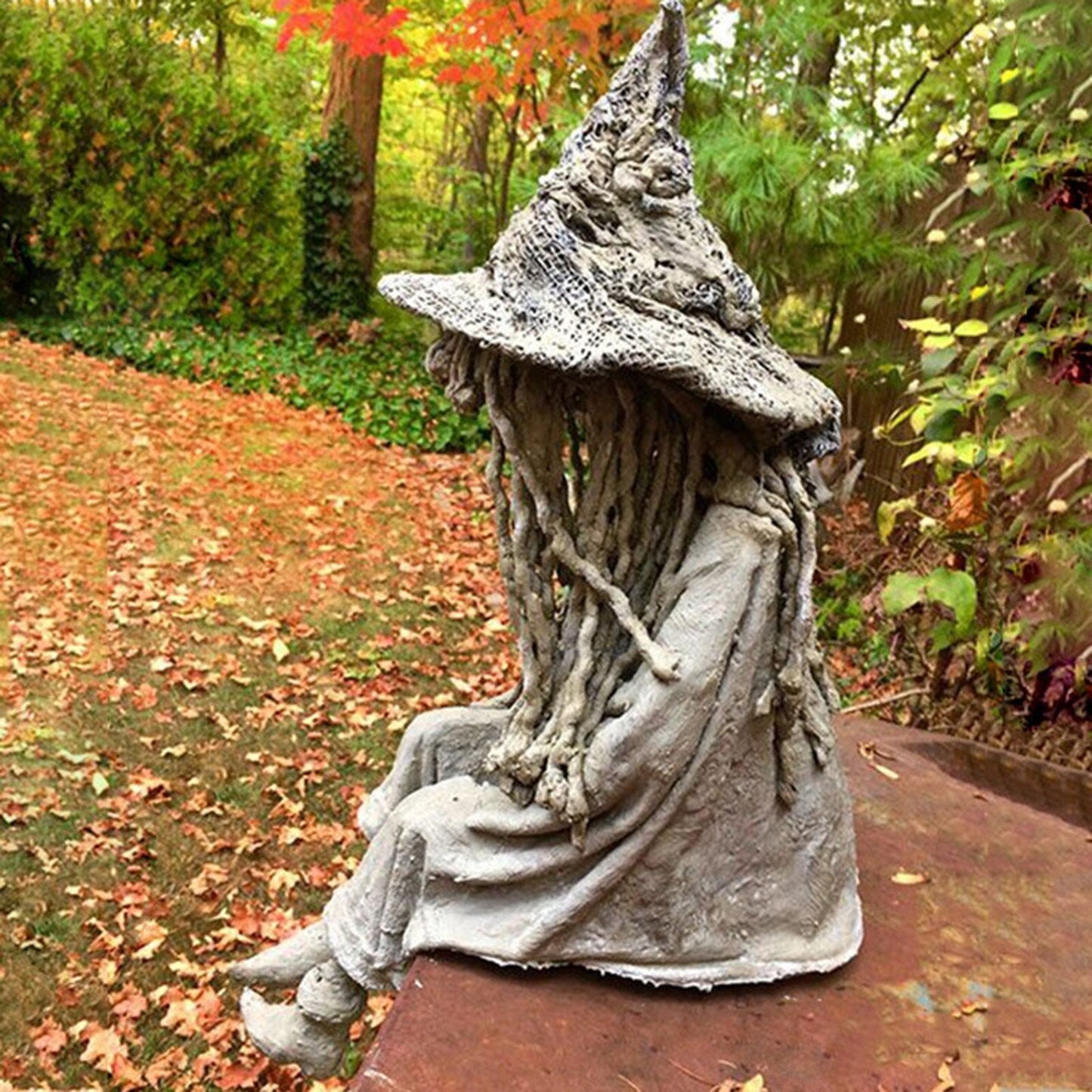 Gartenhofdekoration aus Harz