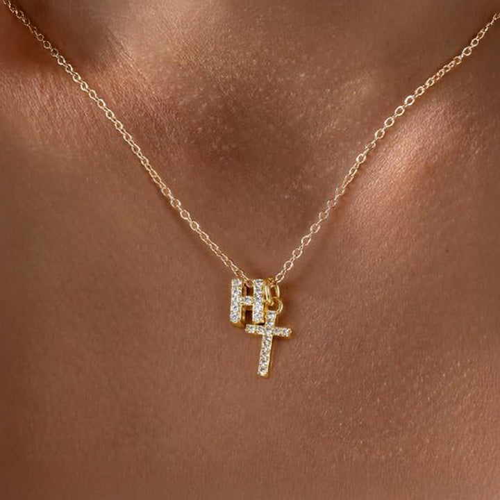 Karnz | Zarte Diamant Initial & Kreuz Halskette