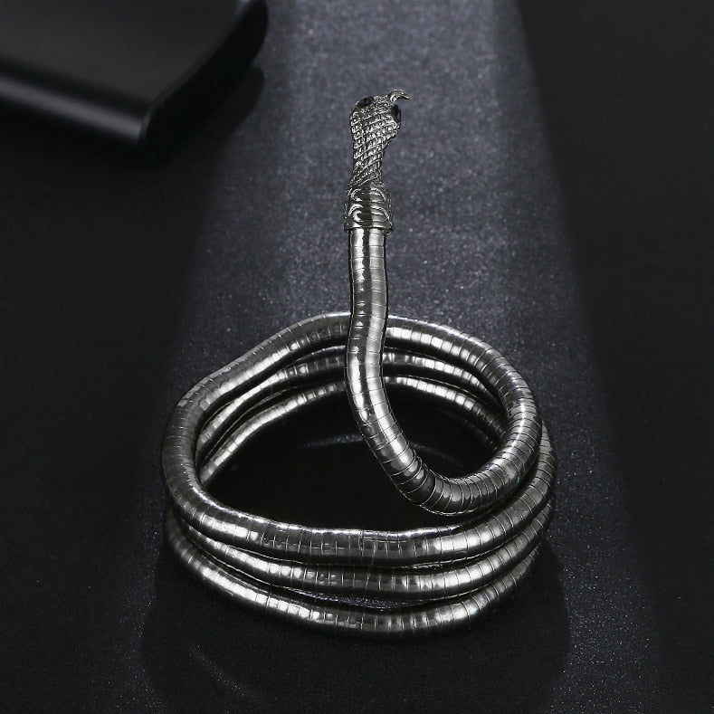 Schlangenkette – vielseitiges und trendiges Accessoire