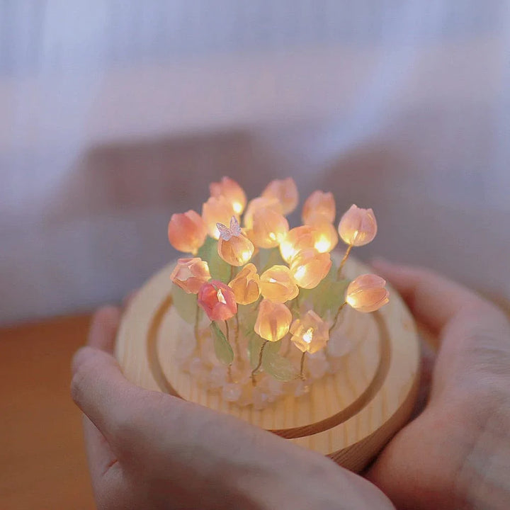 Handgemachte Tulpen Nachttischlampe Karnz