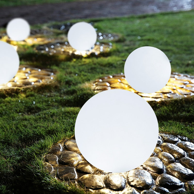 Moon Akku-LED-Tischleuchte für drinnen und draußen