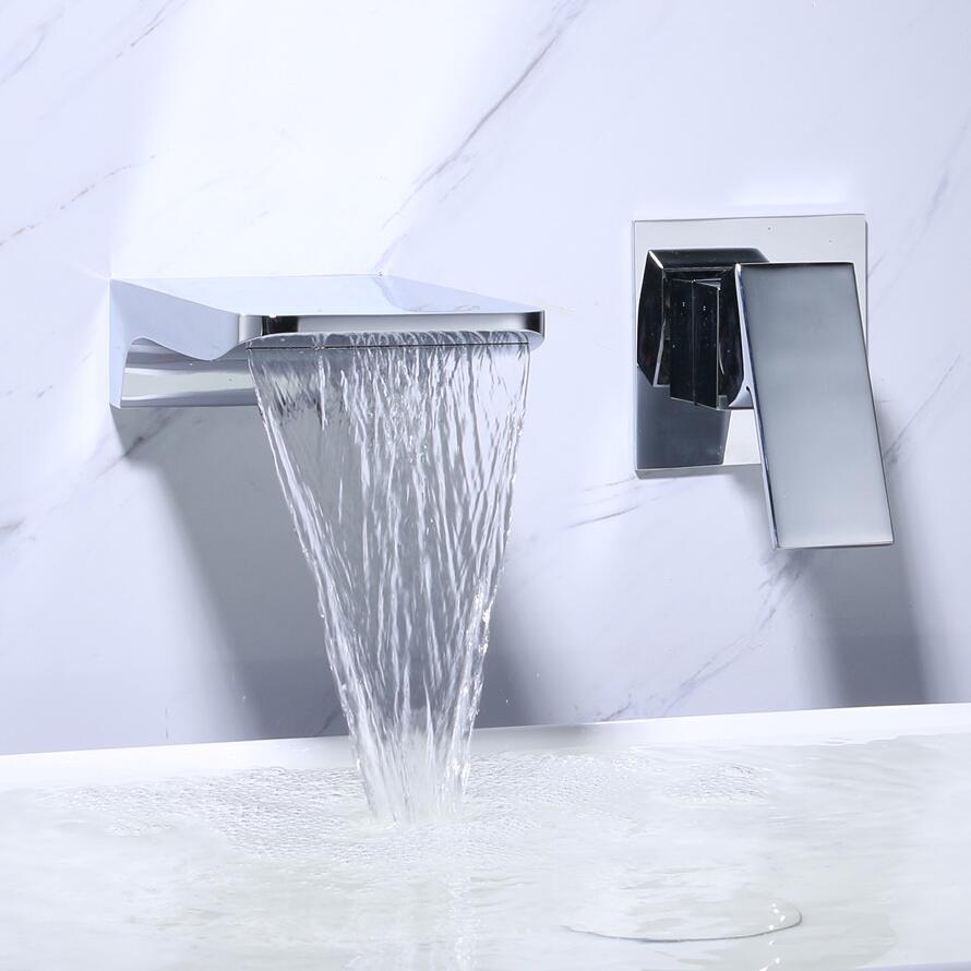 Moderner wandmontierter Wasserhahn