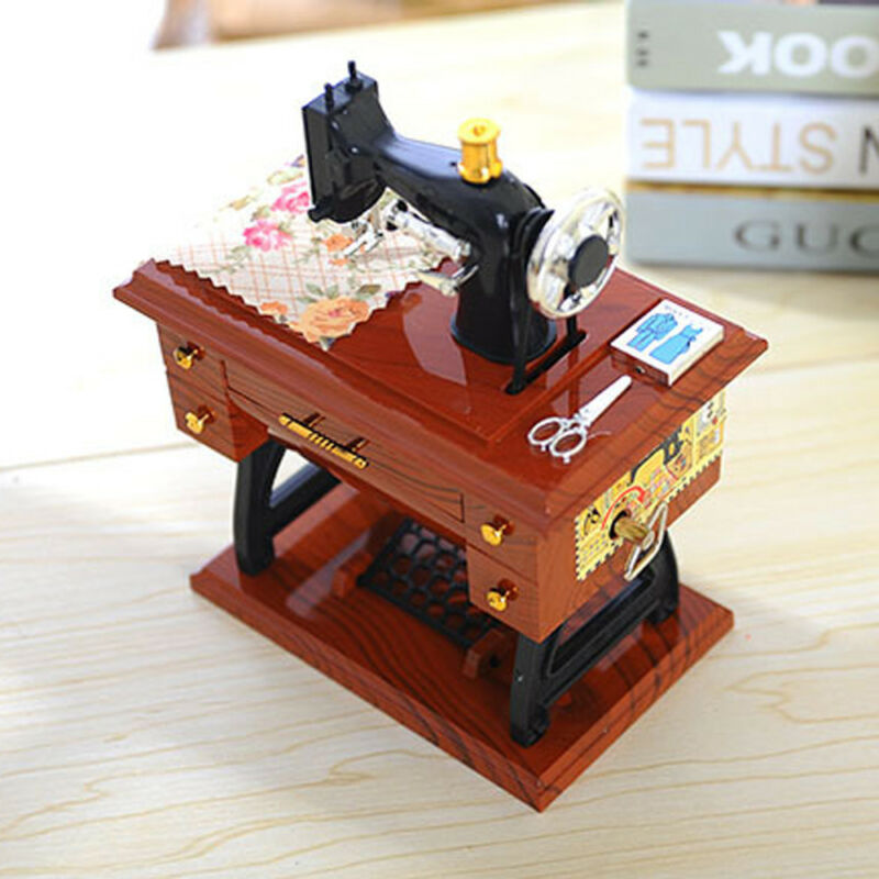Mini Craft Retro Nähmaschine Dekor | Karnz