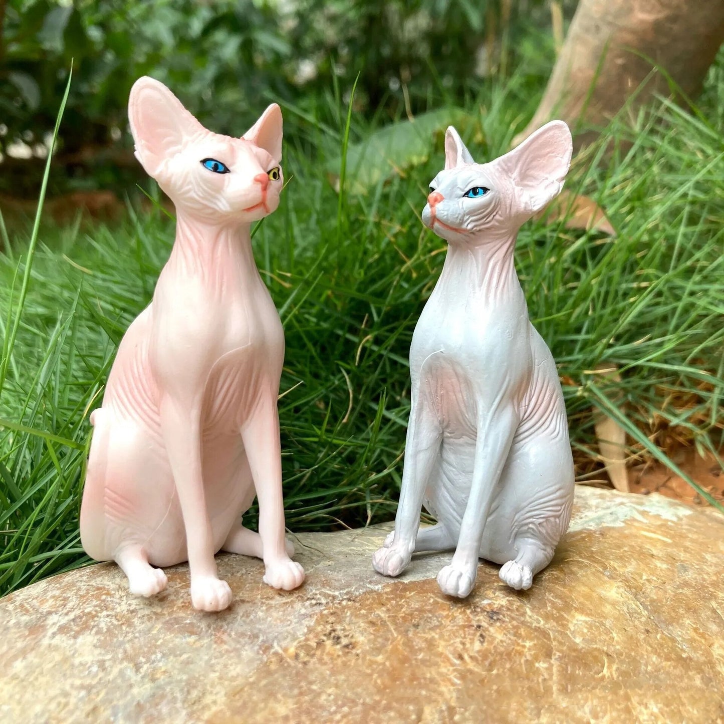 Moderne Whisper Sphynx Katze Tischdekoration | Karnz