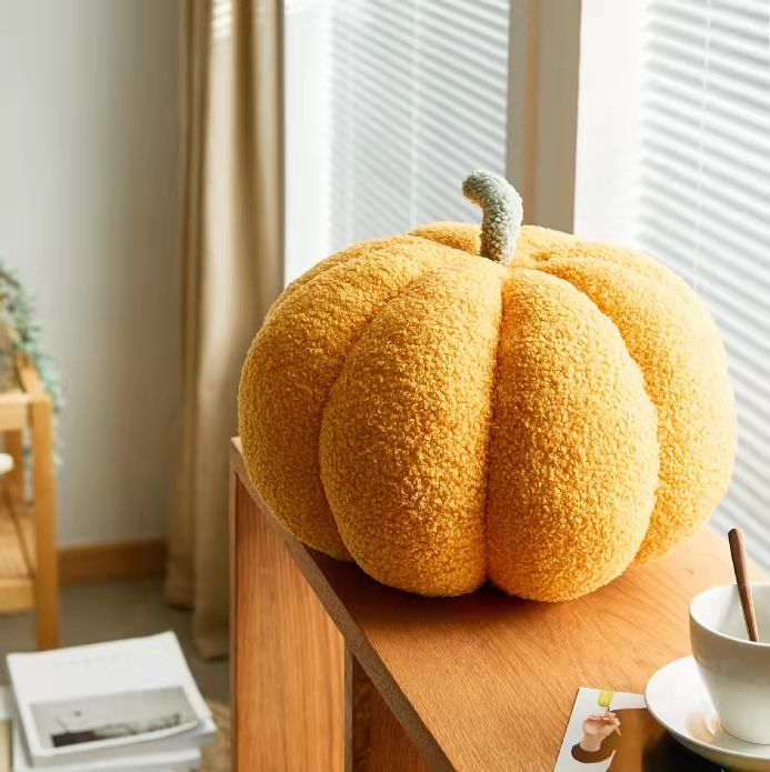 Fluffy Pumpkin Kissen | Karnz