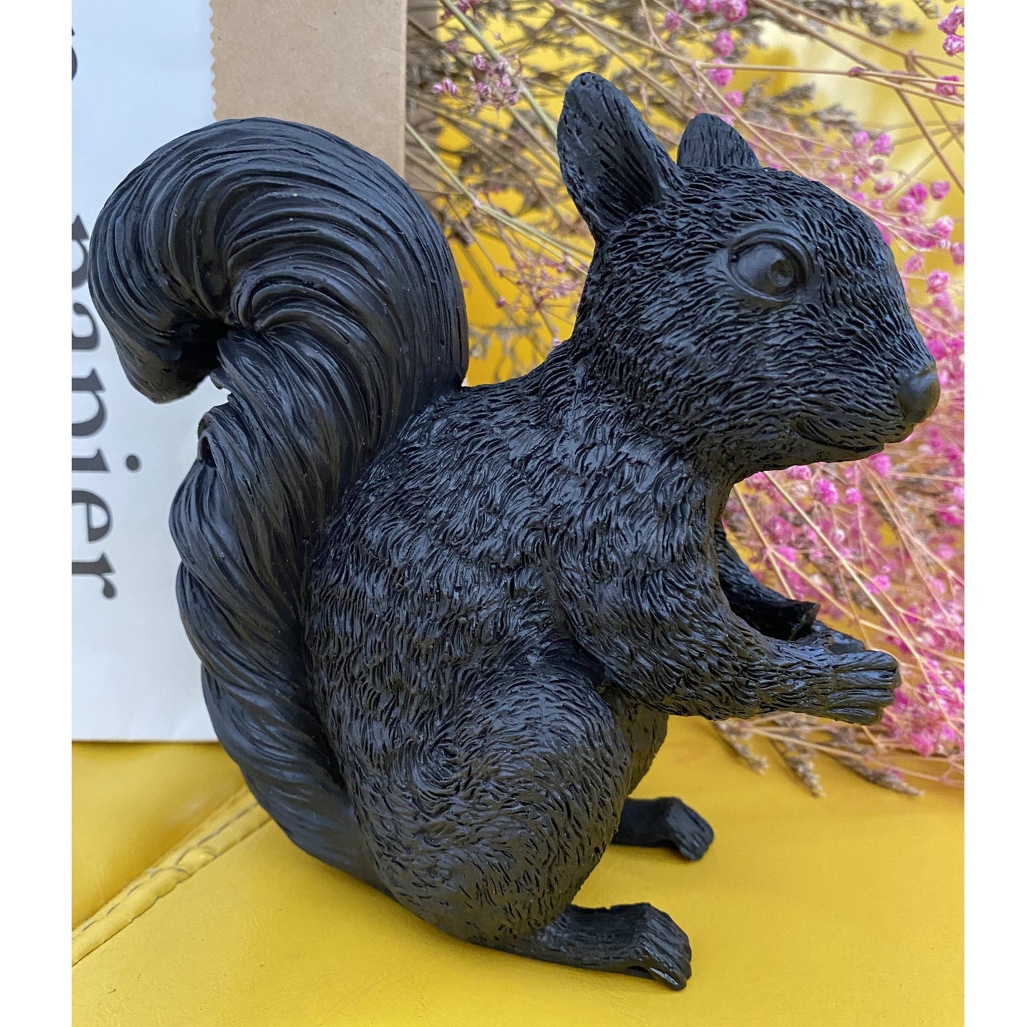 SquirrelBright Tischleuchte im nordischen Eichhörnchen-Design | Designer-Deko | Stimmungslicht mit LED | Perfekt für Zuhause