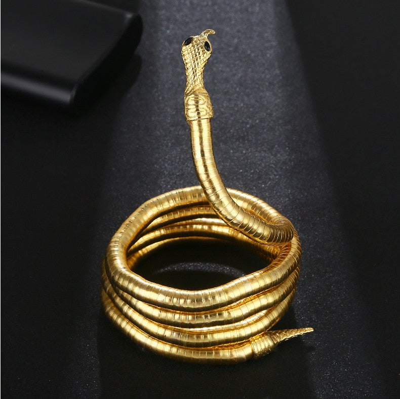 Schlangenkette – vielseitiges und trendiges Accessoire