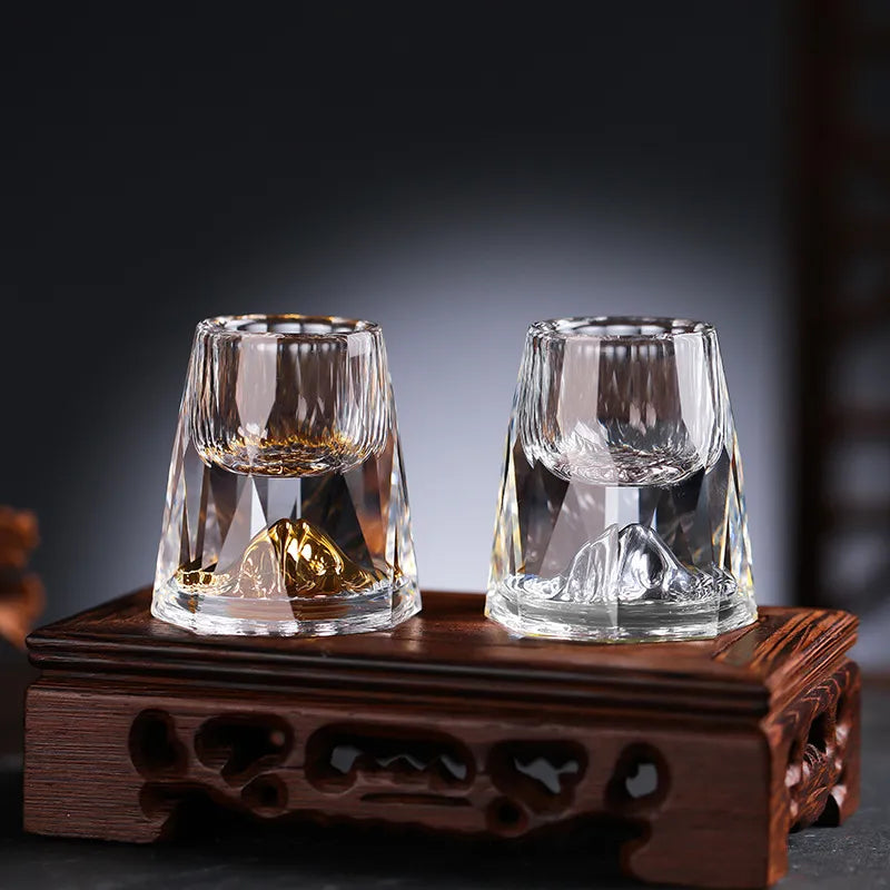 Luxuriöse Kristallgläser mit Goldflocken – Handgefertigt – Set aus 2 – Für Whisky & Premium-Getränke | Karnz
