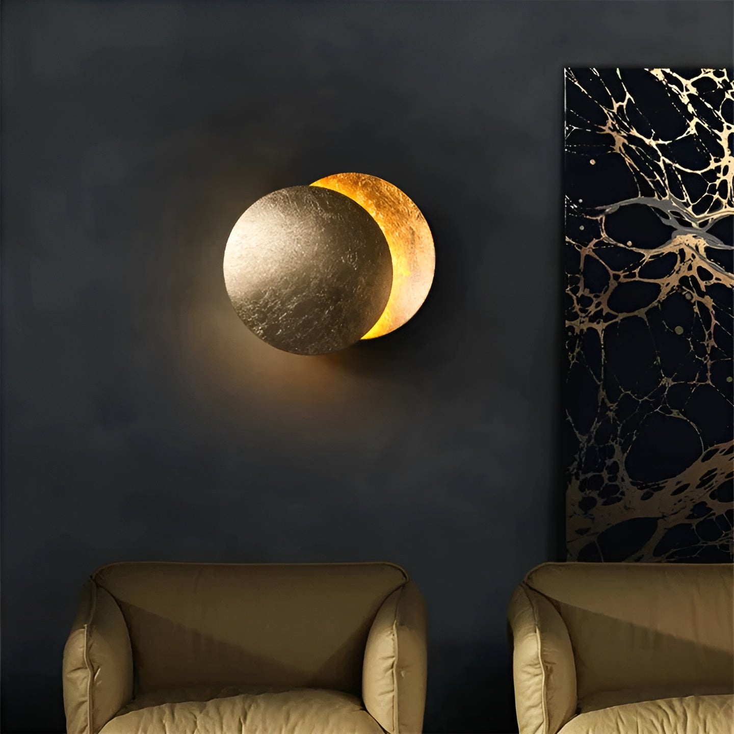 Sonnenstrahl - Elegante LED-Wandleuchte mit 360°-Drehfunktion für den Industriedesign | Karnz