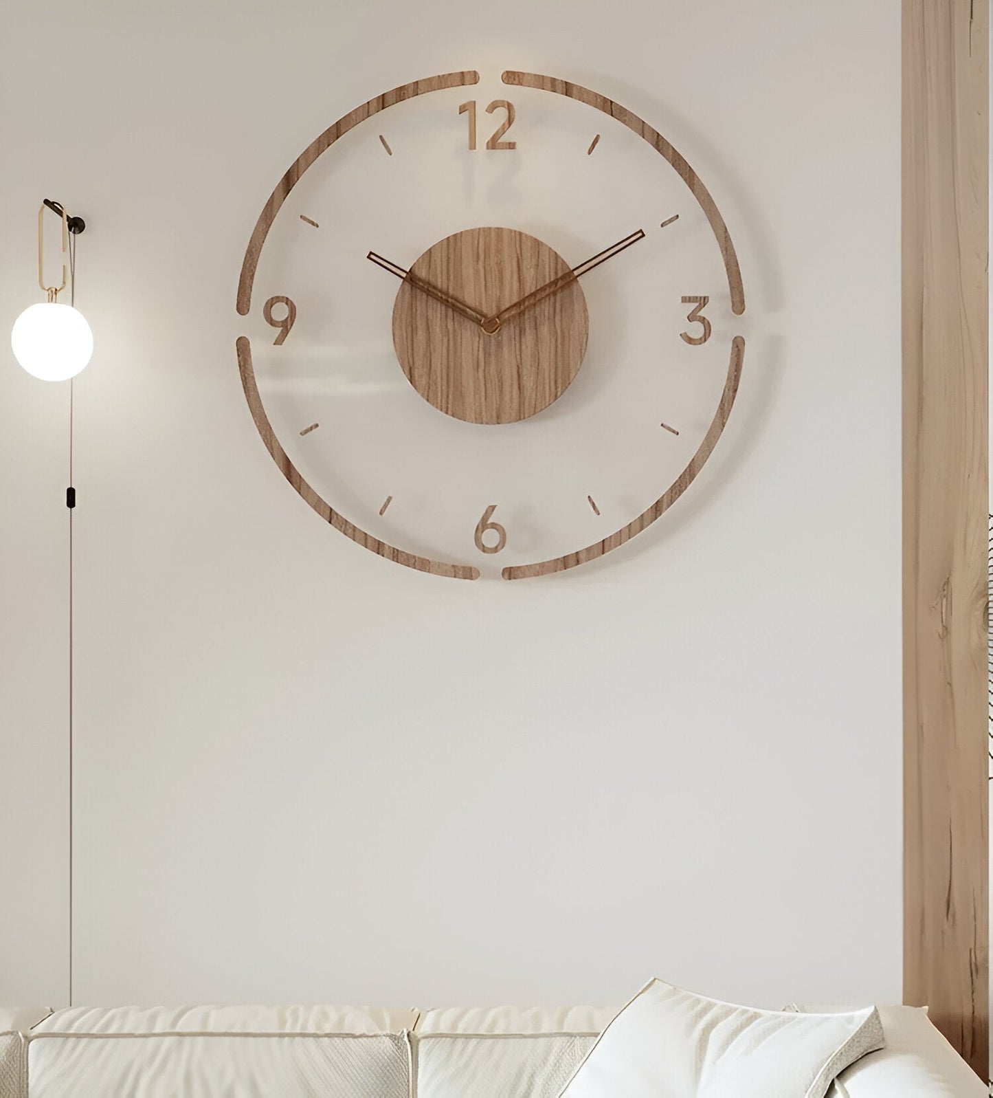 Transparente Wanduhr von ClearWood – geräuschloses Quarzwerk mit Holzdetails