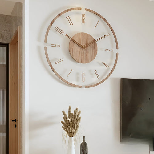Transparente Wanduhr von ClearWood – geräuschloses Quarzwerk mit Holzdetails