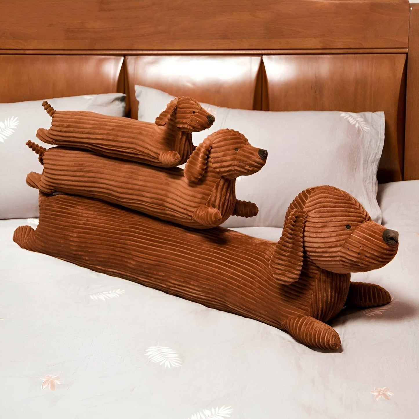 SnuggleHound Kissen – Ergonomisches Dackel-Plüschkissen
