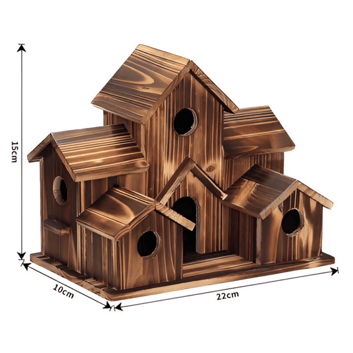 Karnz | Hängendes Holzvogelhaus