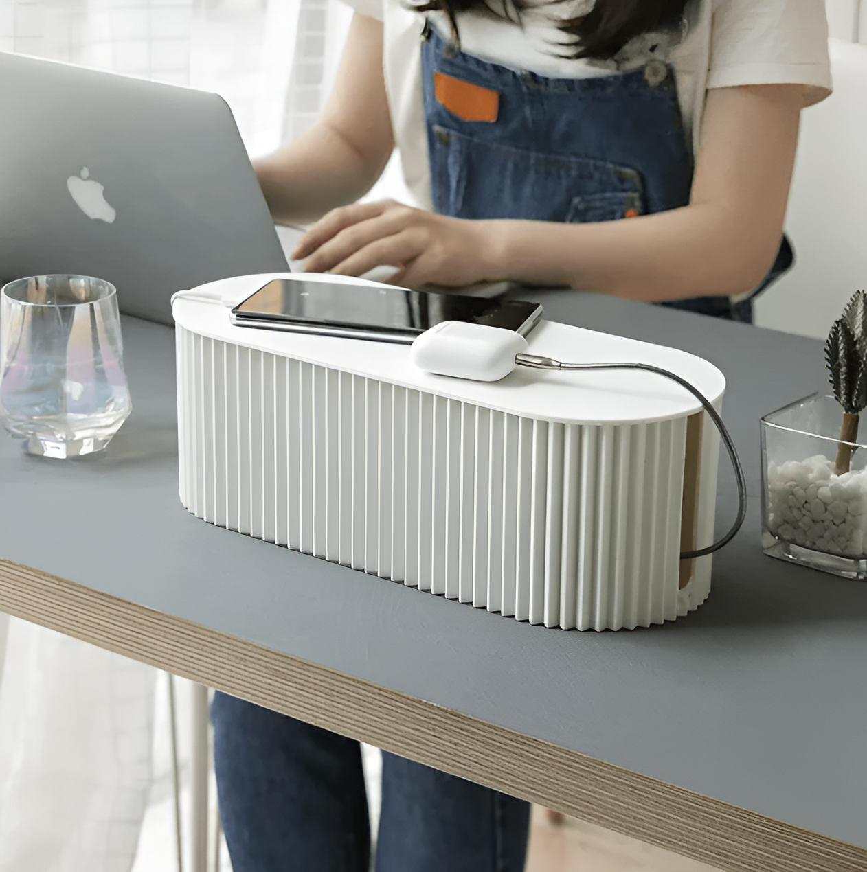 Kabelbox mit Deckel – Macaronfarben