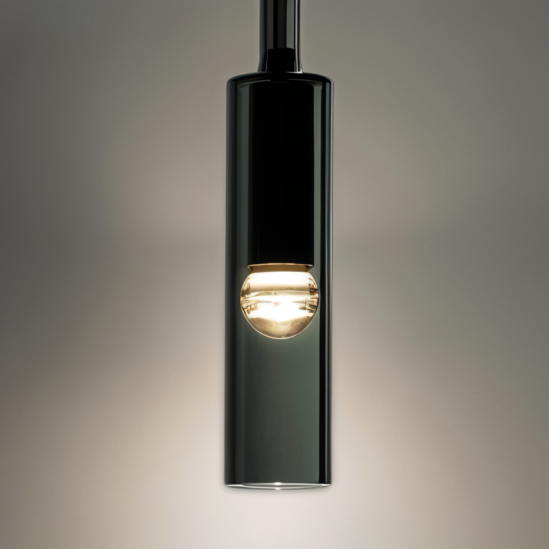 Minimalistische Wandleuchte mit Rauchglas – Orvane | Karnz
