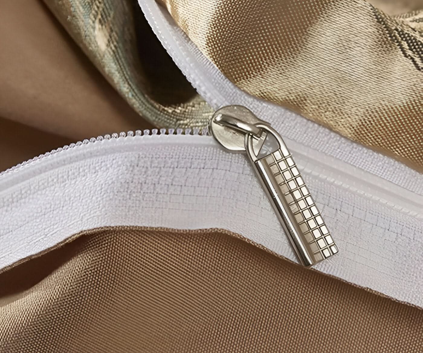 SILKLOFT – Elegantes Satin-Jacquard-Bettwäscheset