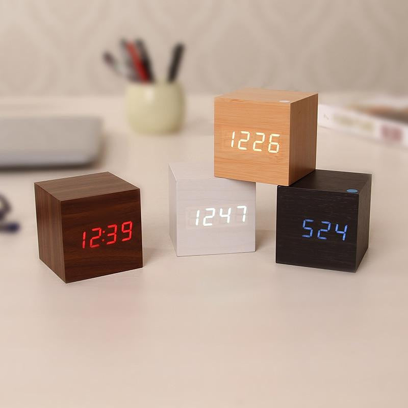 Moderne Digitale Holz Uhr | Karnz