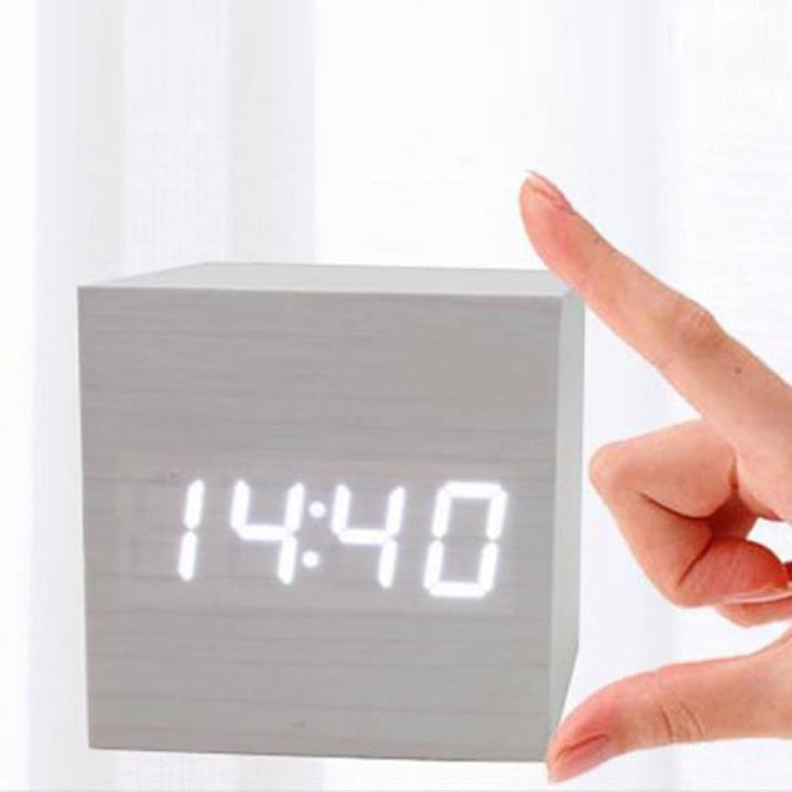 Moderne Digitale Holz Uhr | Karnz