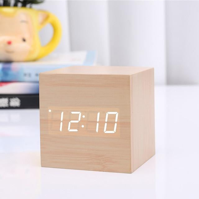 Moderne Digitale Holz Uhr | Karnz
