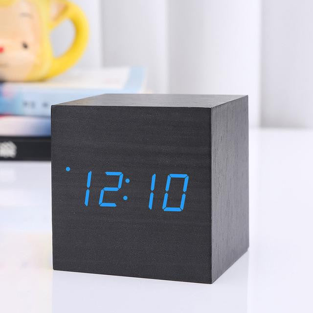 Moderne Digitale Holz Uhr | Karnz