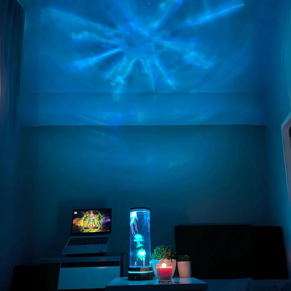 Jellyfish Aquarium Tischlampe | Karnz