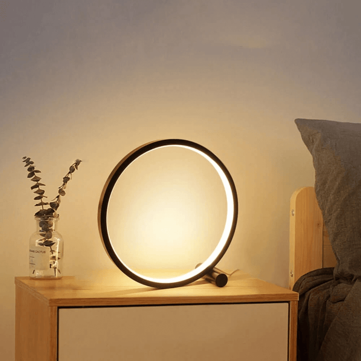 Minimalistische dimmbare Tischlampe - EclipseAura Lampe | Karnz