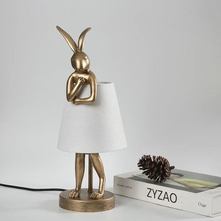 Rabbit Tischlampe – Dimmbares LED-Nachtlicht im modernen Design für das Kinderzimmer & Wohnzimmer | Karnz