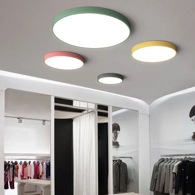 Mehrfarbige LED-Deckenleuchte – Moderne, farbenfrohe Beleuchtung für Wohnzimmer und Schlafzimmer