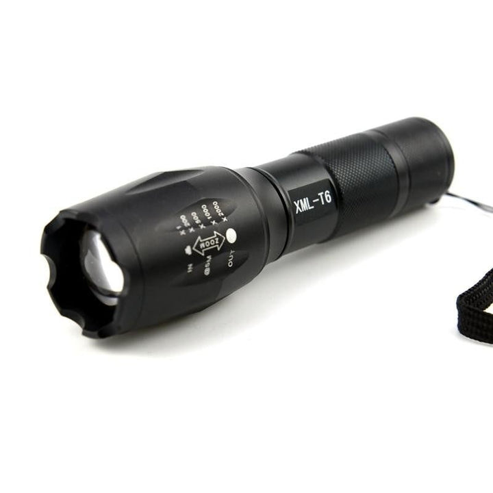 Wiederaufladbare LED Taschenlampe | Karnz