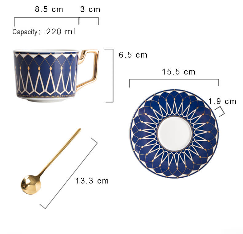 Quadratischer Kaffeebecher mit Retro-Muster