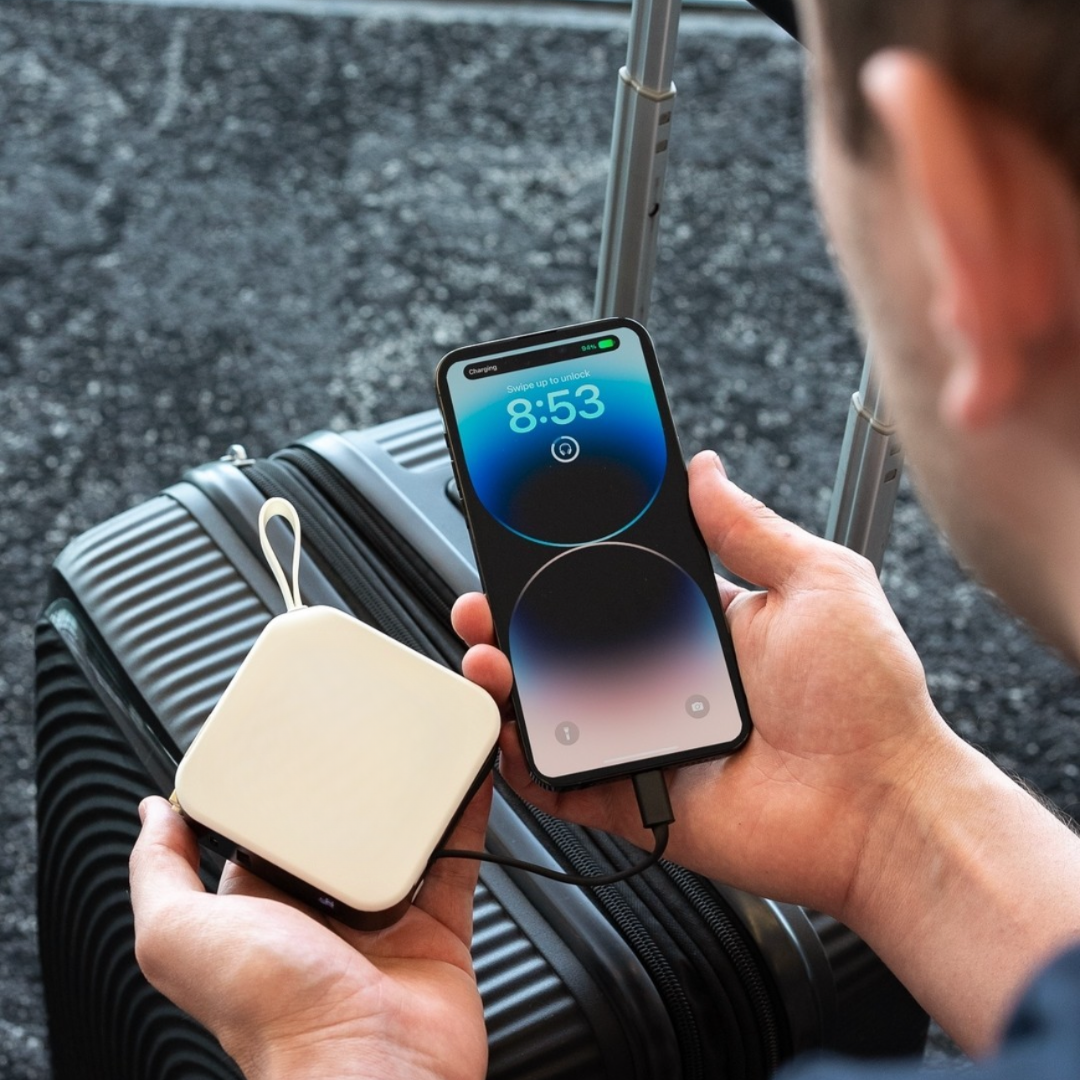 PowerGo Pro – Drahtloses Schnelllade-Powerbank | Karnz