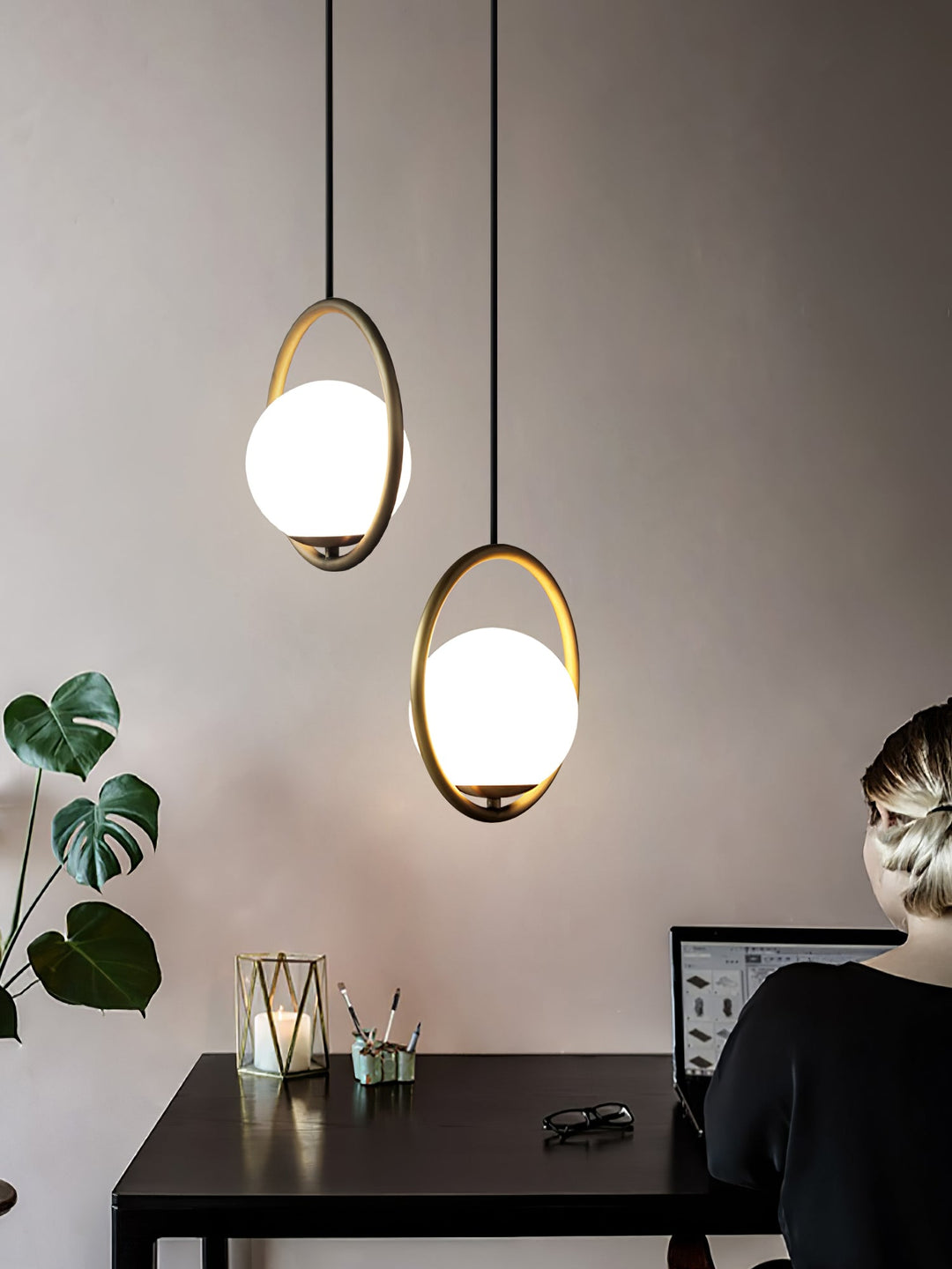 Moderne und Elegante Pendelleuchte - Stilvolle Hängelampe für Innenbeleuchtung | Karnz