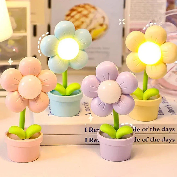 Kleine Blumenberuhigungs-Tischlampe - BlossomGlow | Karnz