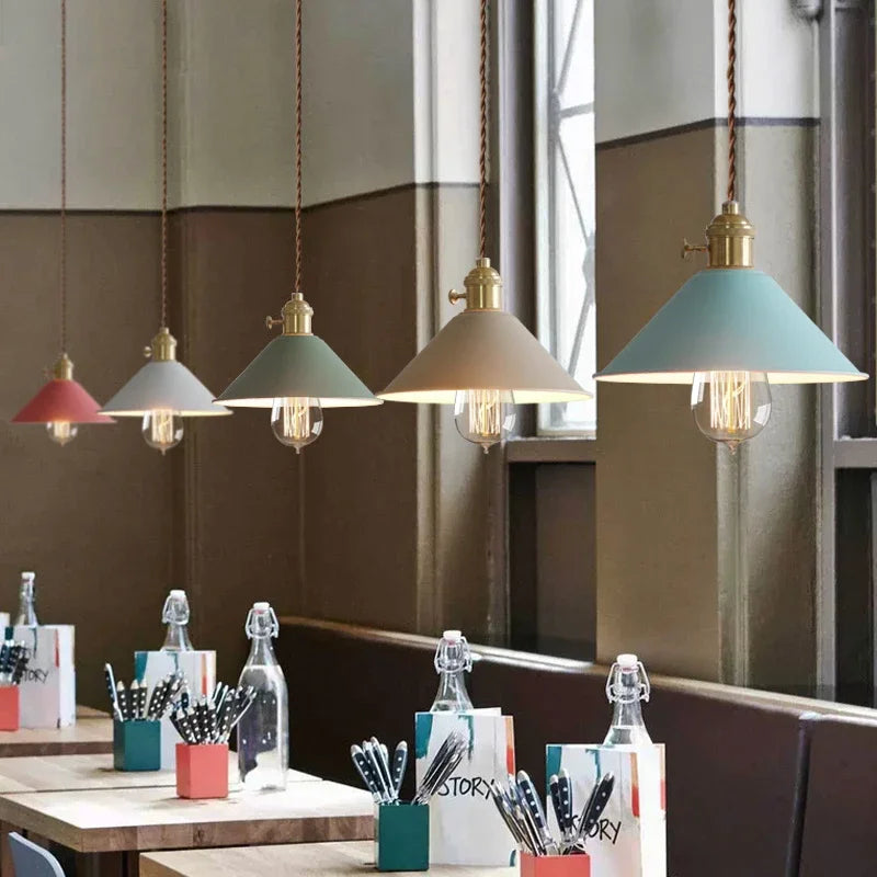 Moderner Kreativ-Kronleuchter im Vintage-Stil – Hängelampe für Esszimmer & Café | Karnz