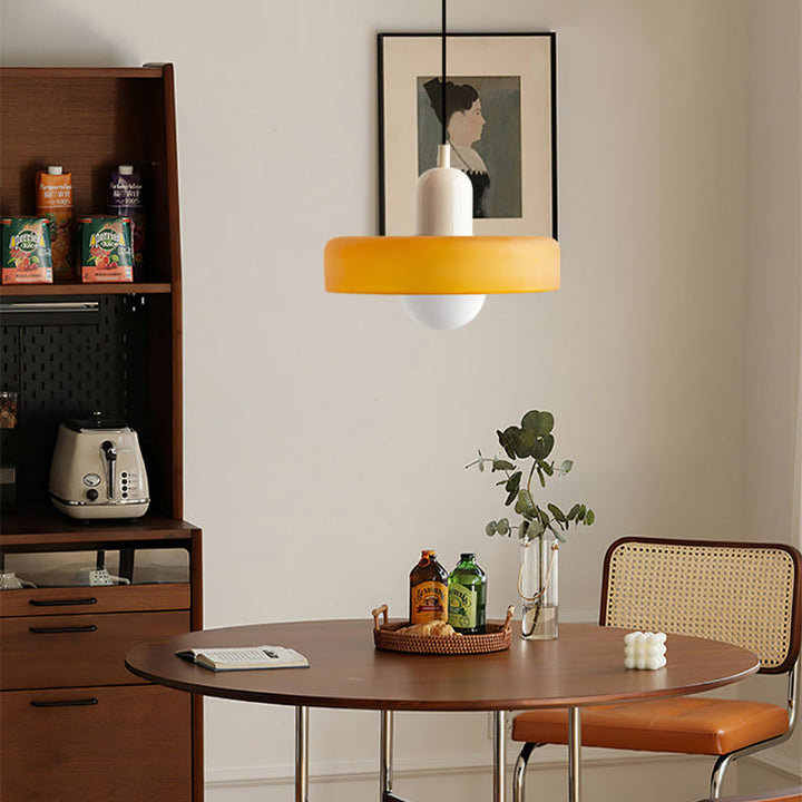 Farbige Glas Pendelleuchte - BauLume | Karnz