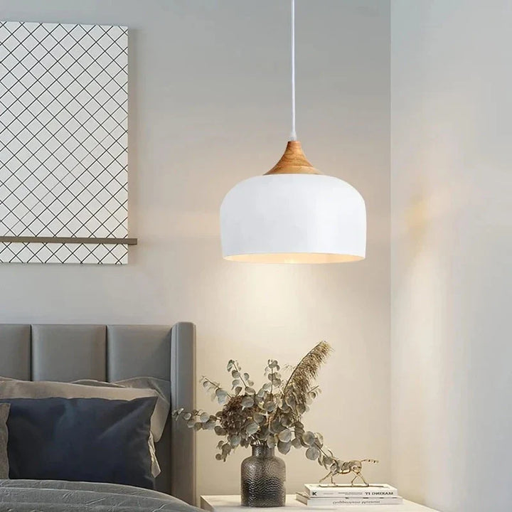 Moderne Skandinavische Hängelampe – Holz & Metall Pendelleuchte für Schlafzimmer | Karnz