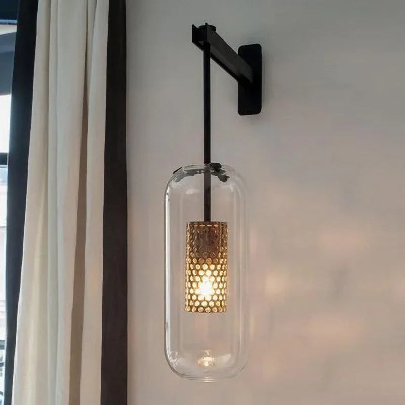 Moderne LED Wandleuchte mit Glasabdeckung für Schlafzimmer und Wohnzimmer | Karnz