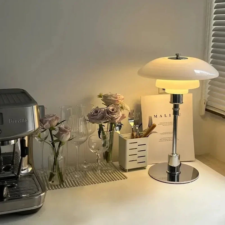 Nordische Glas Tischlampe – Minimalistische LED-Lampe für zu Hause | Karnz