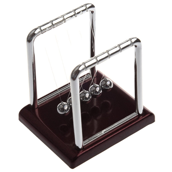 Newton's Cradle Balance Balls | Karnz