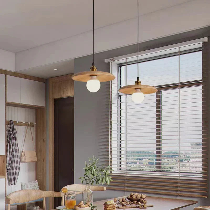 Nordische Hängelampe aus Holz – Minimalistische Pendelleuchte im Skandi-Design | Karnz