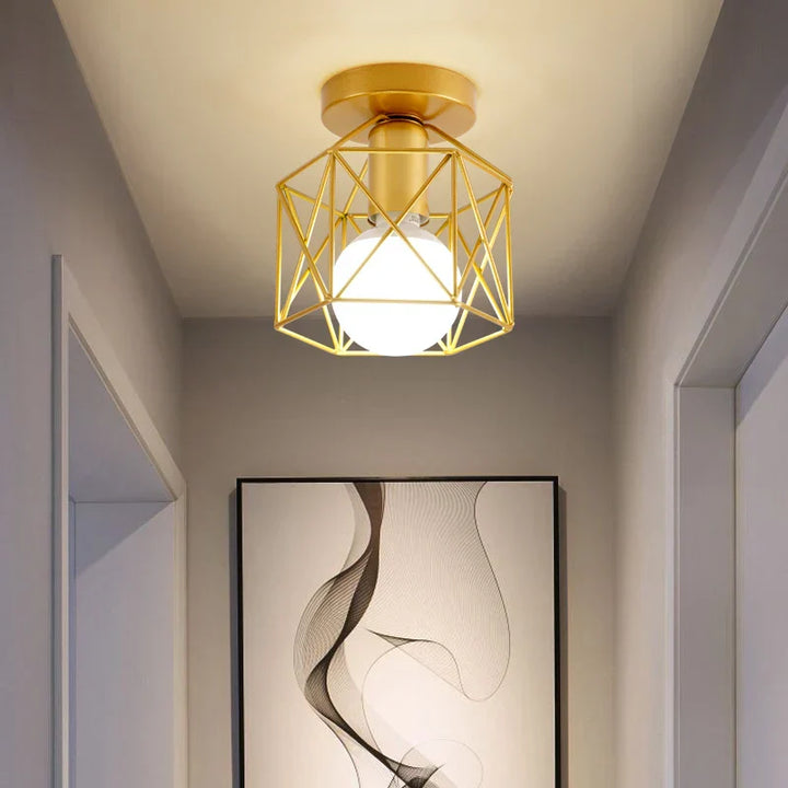 Moderne Deckenleuchte mit goldenem Metallgitter – Stilvolle Beleuchtung für Flur und Wohnzimmer | Karnz