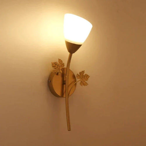 Wandleuchte im Vintage-Stil mit Blattmotiv – LED-Lampe für Flur & Wohnzimmer | Karnz