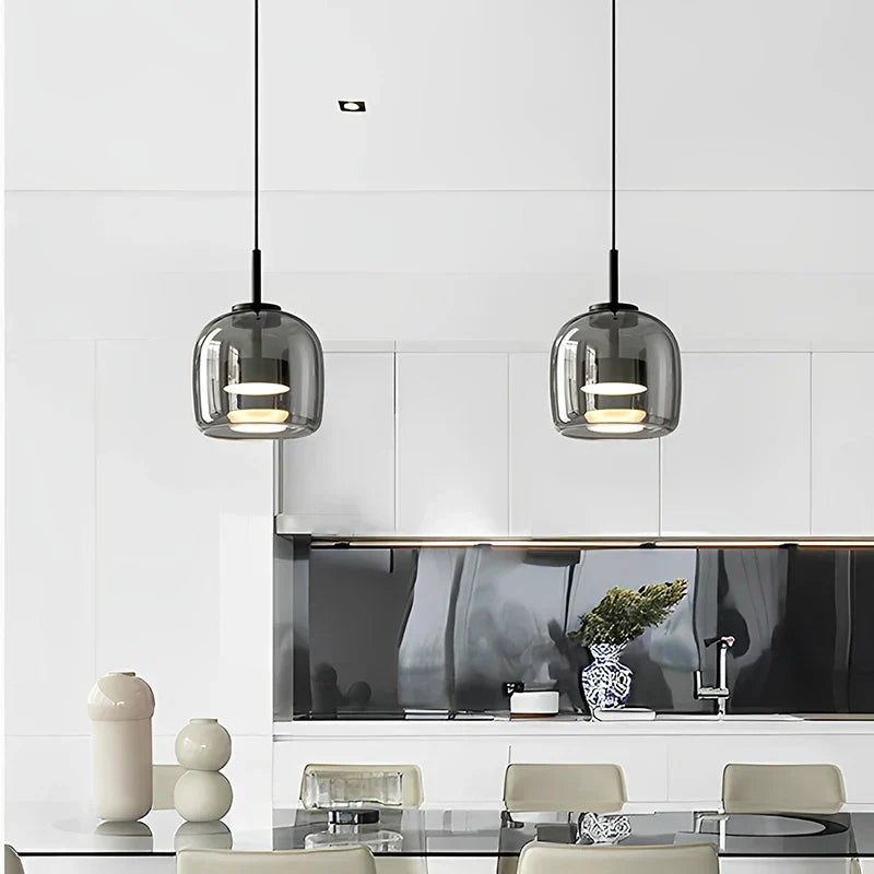 Minimalistische Glas Pendelleuchte - Elegante und schlanke Beleuchtung für jeden Raum | Karnz