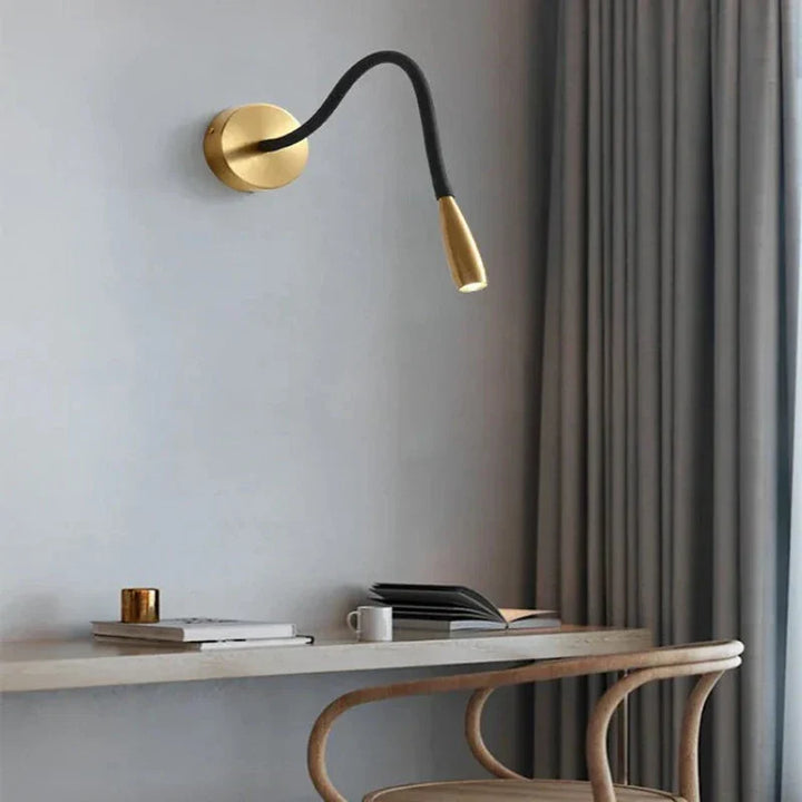 Moderne Wandleuchte mit flexiblem Arm für Innenbereich – Verstellbare LED Wandlampe für Wohnzimmer und Schlafzimmer | Karnz