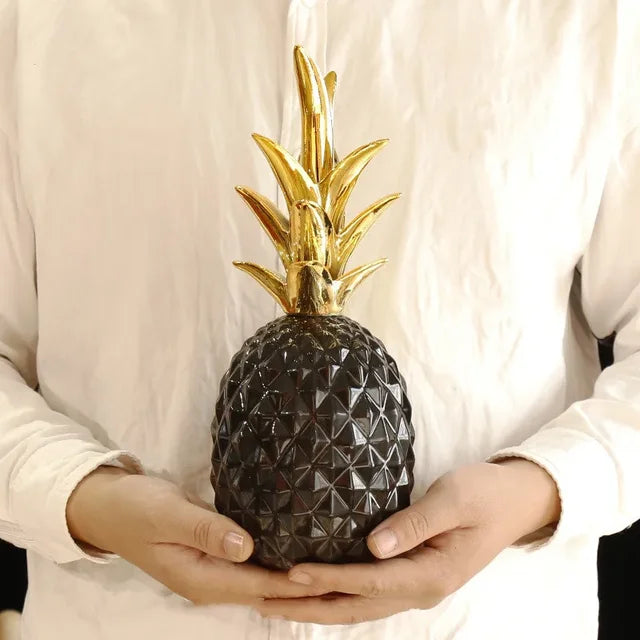 Goldene Ananas Dekoration, Exklusiver Wohnakzent für Moderne Raumgestaltung | Karnz