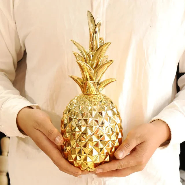 Goldene Ananas Wohnkultur