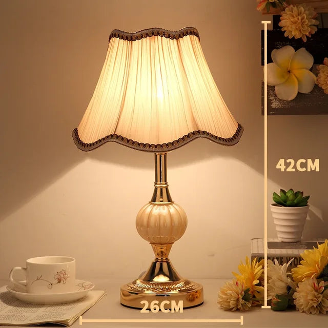 Nordische Vintage Tischlampe – Klassische Retro Tischleuchte für stilvolle Einrichtung | Karnz