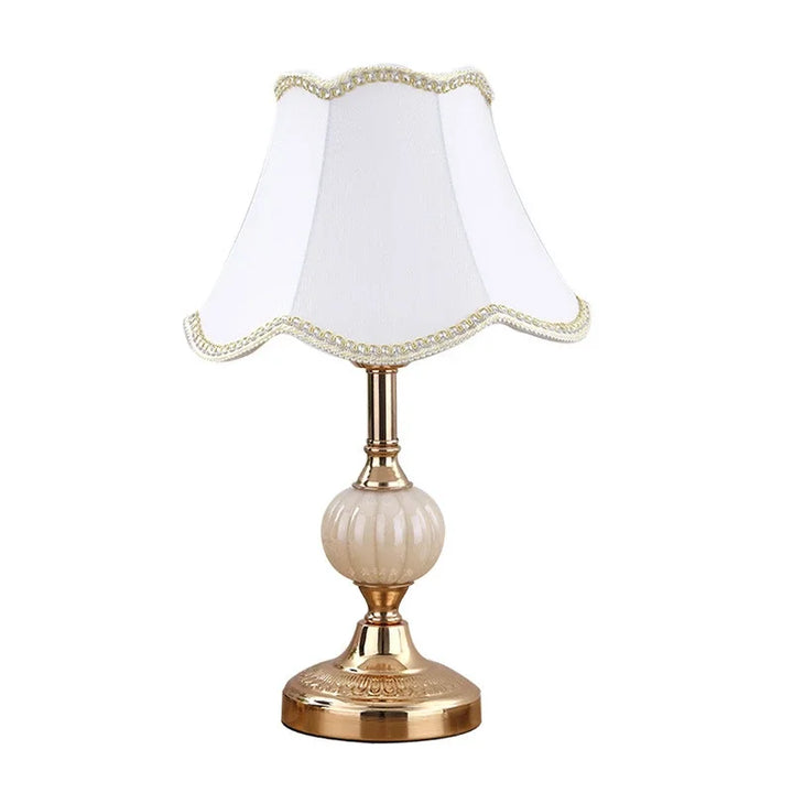 Nordische Vintage Tischlampe – Klassische Retro Tischleuchte für stilvolle Einrichtung | Karnz