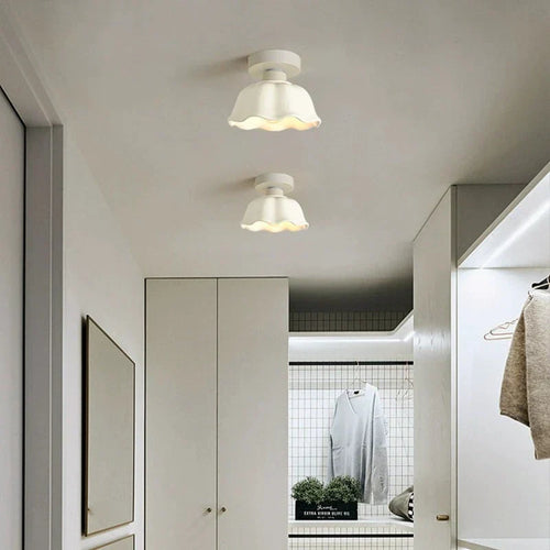 BrightGleam | Stilvolle Keramik- und Glas-Pendelleuchte für moderne Interieurs | Karnz