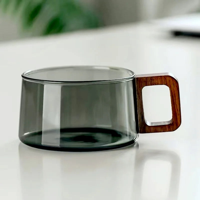 Nordic Glas Kaffeetasse Teetasse mit Holzgriff Set - Elegantes transparentes Glas, quadratischer Holzgriff, passende Löffel und optionaler Untersetzer